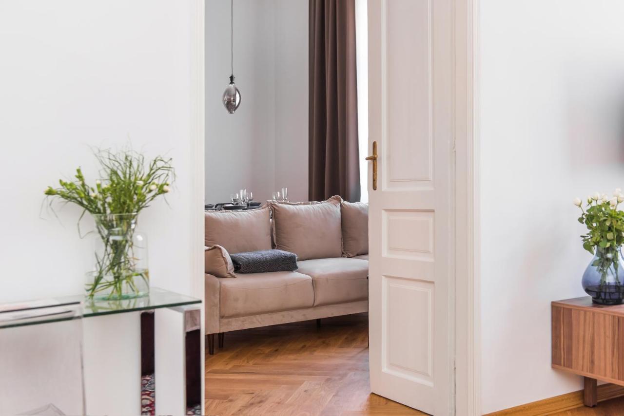 Cracovian Homes By Loft Affair Apartment